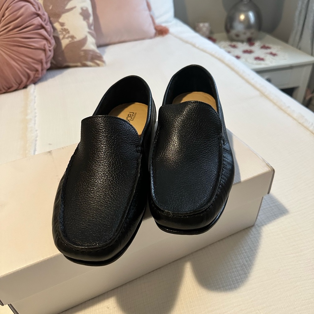 Nordstrom Black Loafers Sleek Slip-Ons